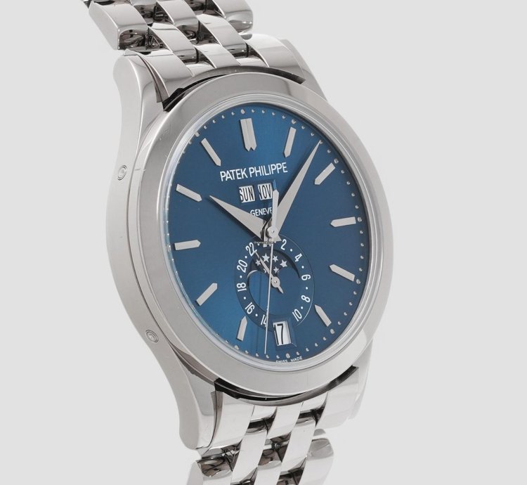 Patek Philippe Annual Calendar 5396 1g Blue Dial 18k White Gold Bracelet