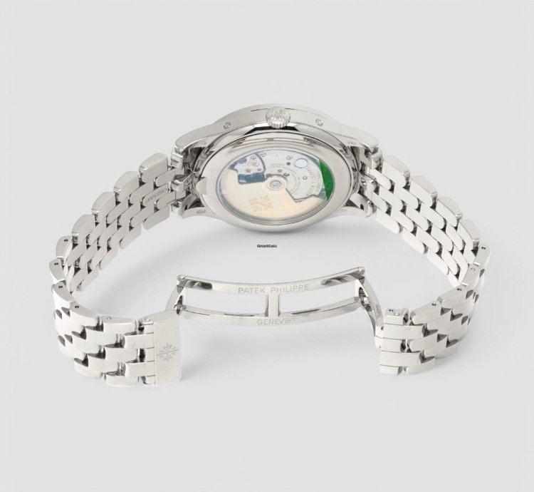 Patek Philippe Annual Calendar 5396 1g Blue Dial 18k White Gold Bracelet