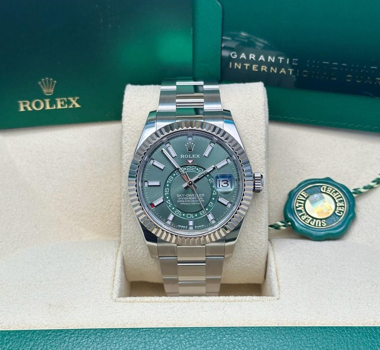 Rolex Sky-dweller Green Oyster