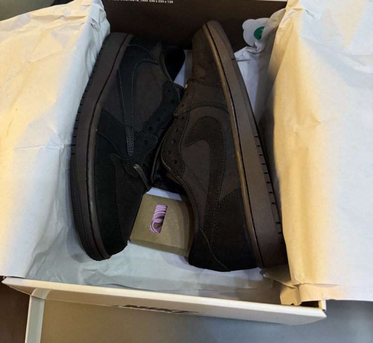 Ds Travis Scott Velvet Brown Air Jordan 1 Low Og Sp