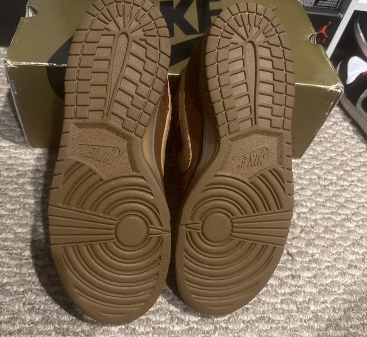 Gibson Nike Sb Dunks