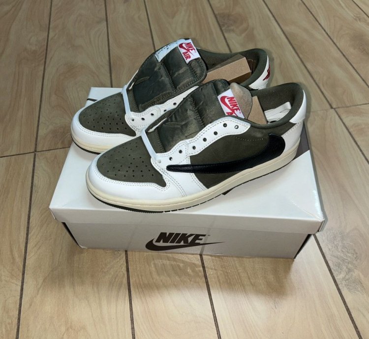 Jordan 1 Low Travis Scott Medium Olive