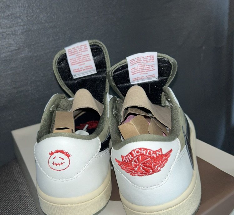 Jordan 1 Low Travis Scott Medium Olive