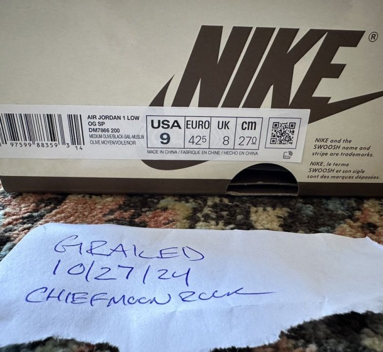 Jordan 1 Low Travis Scott Medium Olive Size 9