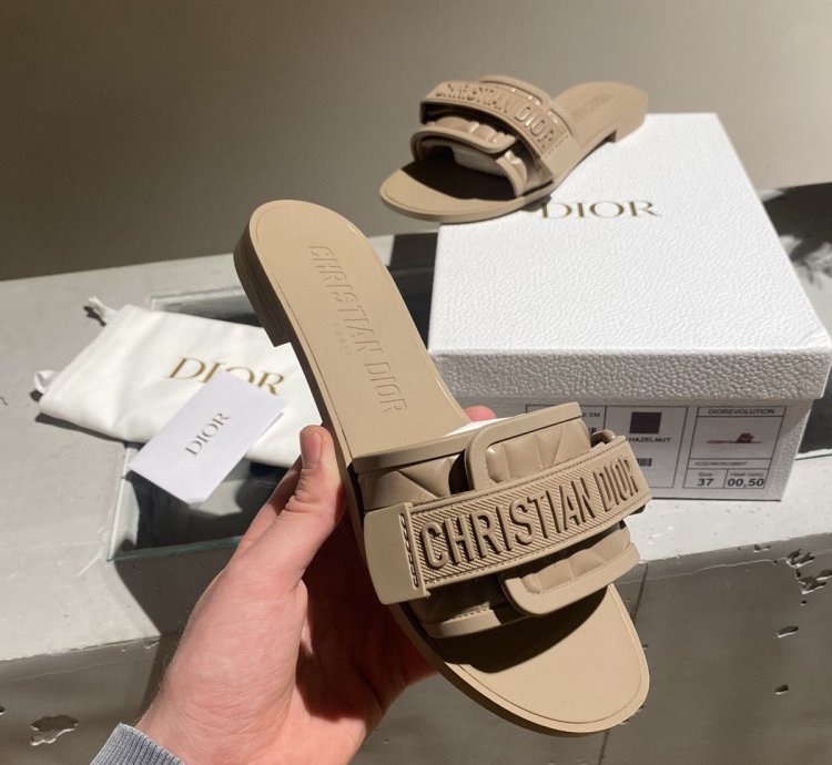Black Week Dior Dioevolution Slide