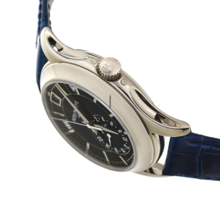 Patek Philippe Annual Calendar Blue Dial Ref 5205g