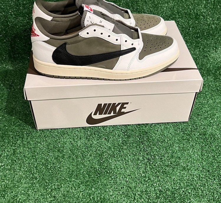 Jordan 1 Retro Low Og Sp Travis Scott Medium Olive
