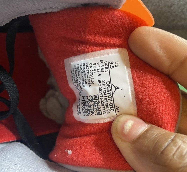 Jordan 3 Black Cement