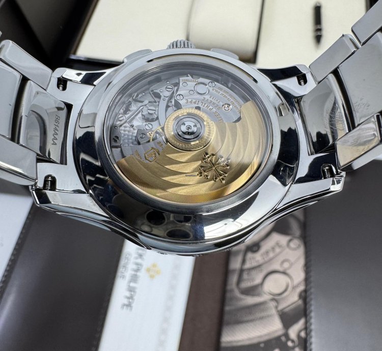 Patek Philippe Annual Calendar Chronograph 2023 Mint Green Dial Steel On Bracelet Annual Calendar Complications