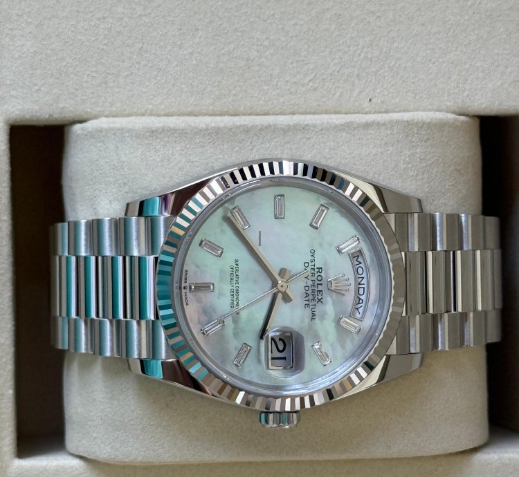 Rolex Day-date 128236 2025 Presidential Mother Of Pearl Day Date Baguette Hour