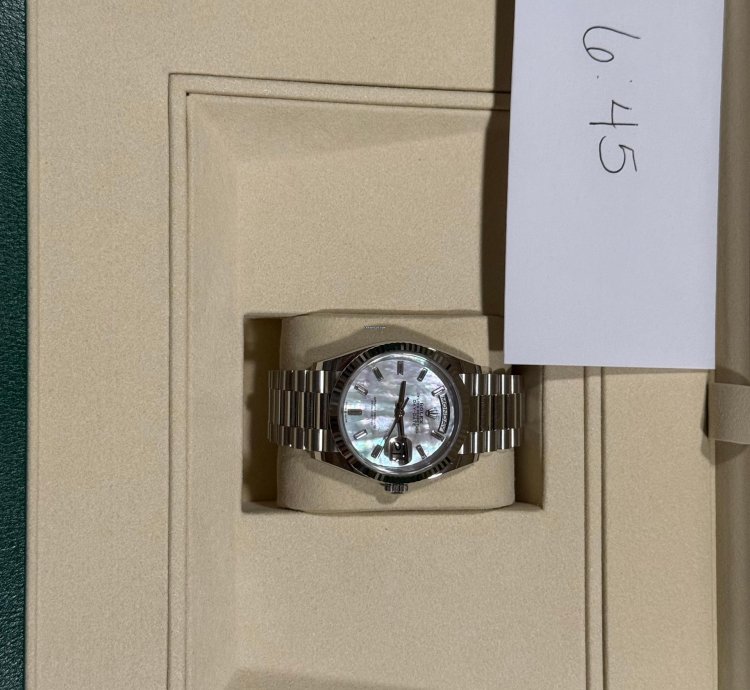 Rolex Day-date 128236 2025 Presidential Mother Of Pearl Day Date Baguette Hour