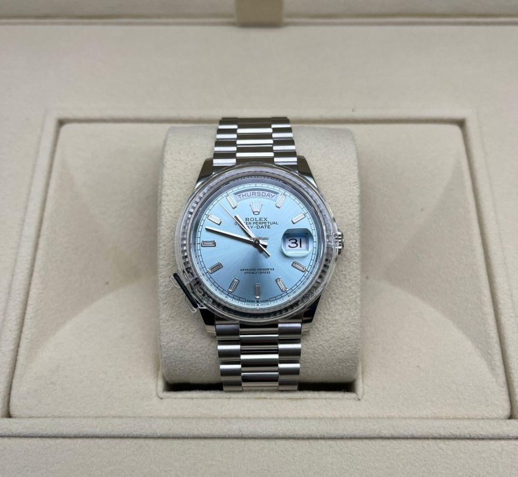 Rolex Day-date 128236a Ice Blue