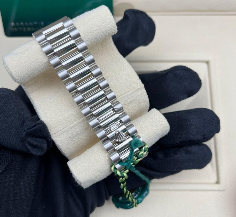 Rolex Day-date 128236a Ice Blue