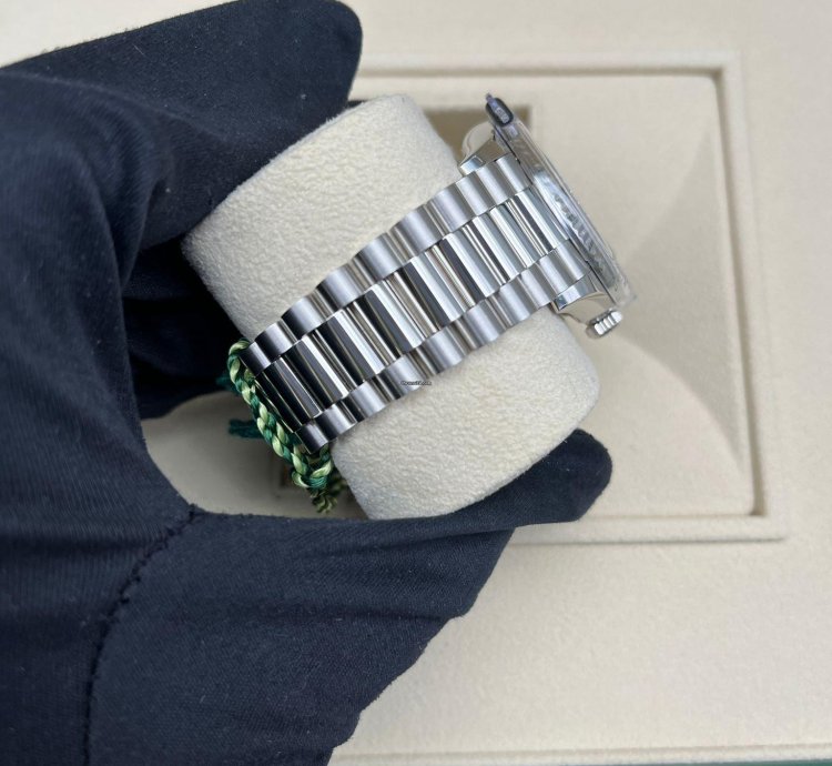 Rolex Day-date 128236a Ice Blue