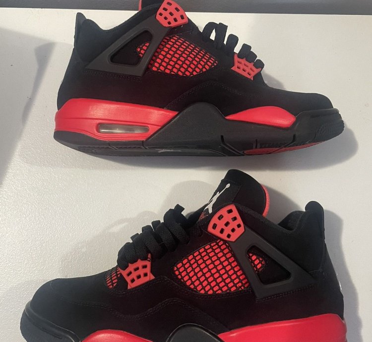 Jordan 4 Retro Red Thunder