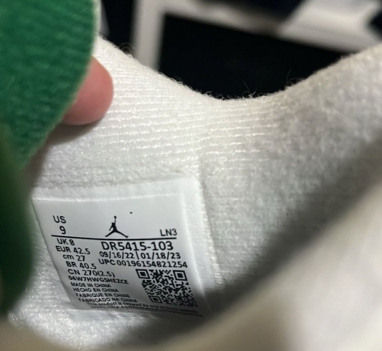 Jordan 4 Sb Pine Green