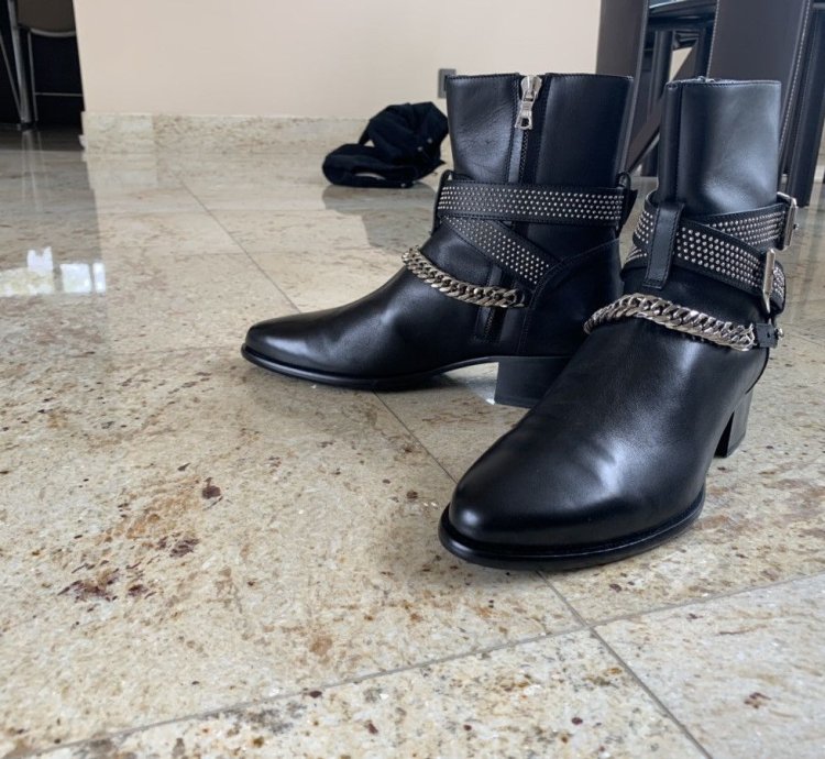 Boots With Chain Detail