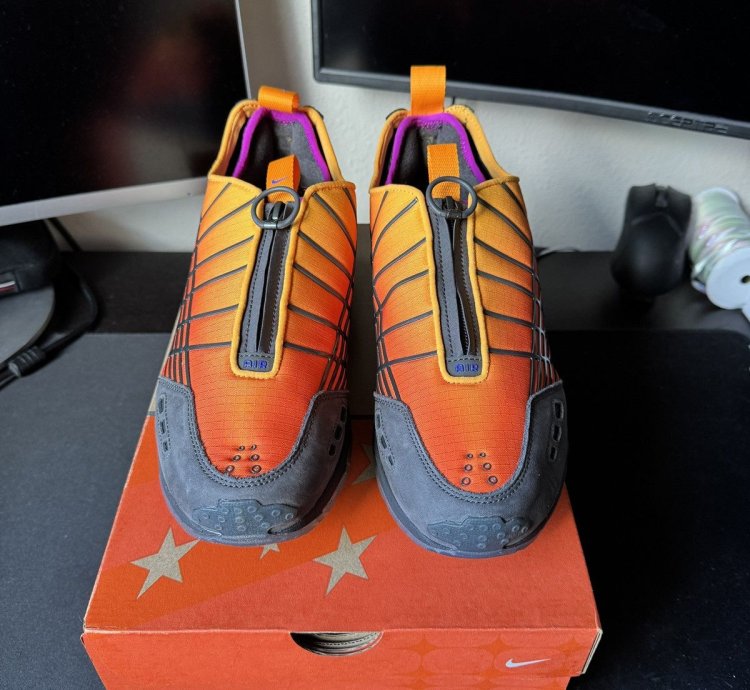 Kids Of Immigrants Nike Sndr Sp Sz 8 5