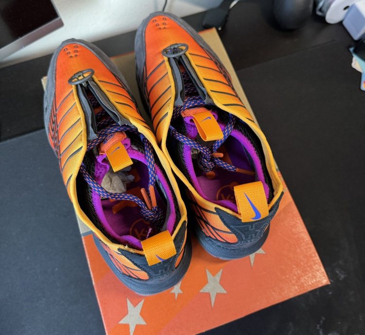 Kids Of Immigrants Nike Sndr Sp Sz 8 5