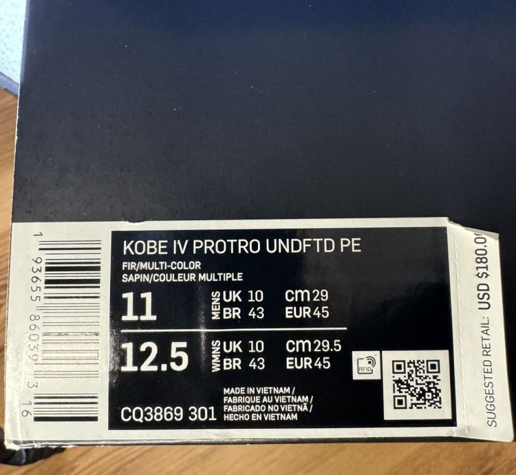 Kobe 4 Iv Undefeated Bucks Size 11
