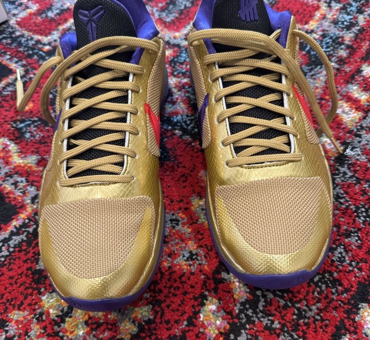 Kobe 5 Proto Undefeated