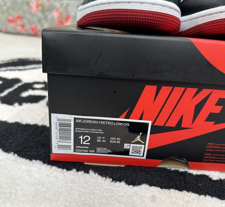 Air Jordan 1 Low Og Black Toe