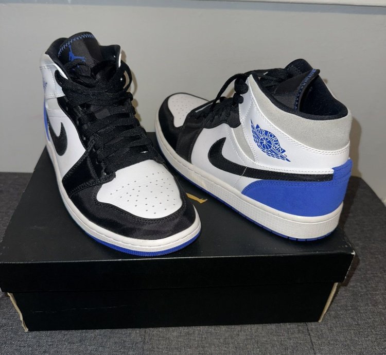 Air Jordan 1 Mid Se