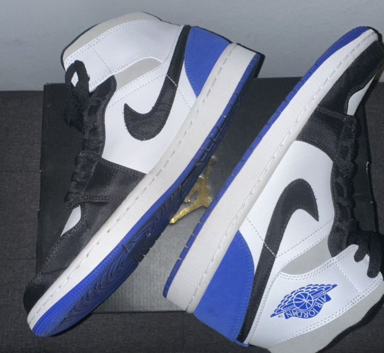 Air Jordan 1 Mid Se
