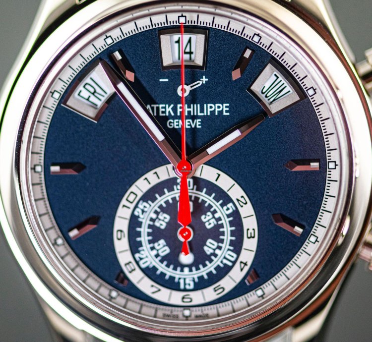 Patek Philippe Annual Calendar Chronograph 5960g Blue Dial Full Set 2022 18k Whitegold