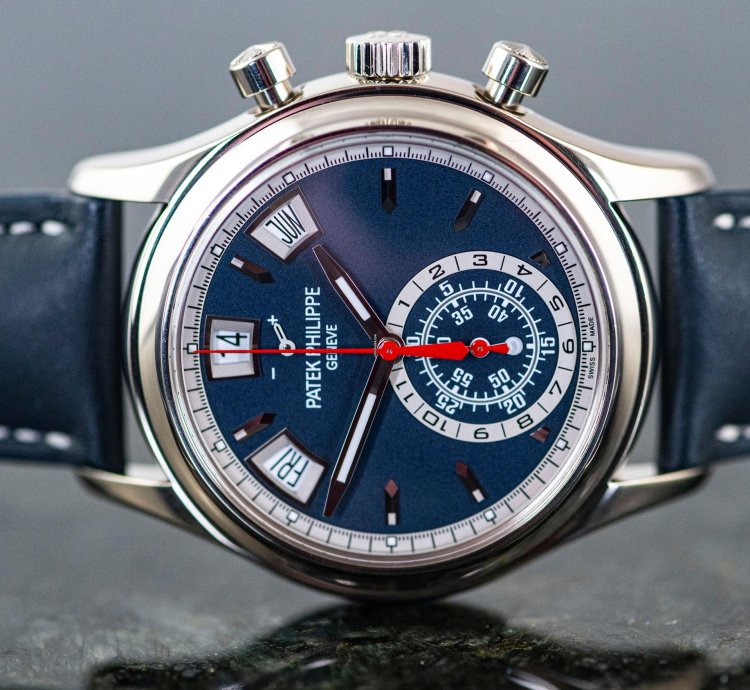 Patek Philippe Annual Calendar Chronograph 5960g Blue Dial Full Set 2022 18k Whitegold