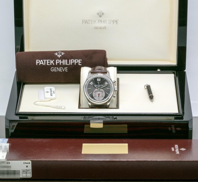 Patek Philippe Annual Calendar Chronograph 5960p-001