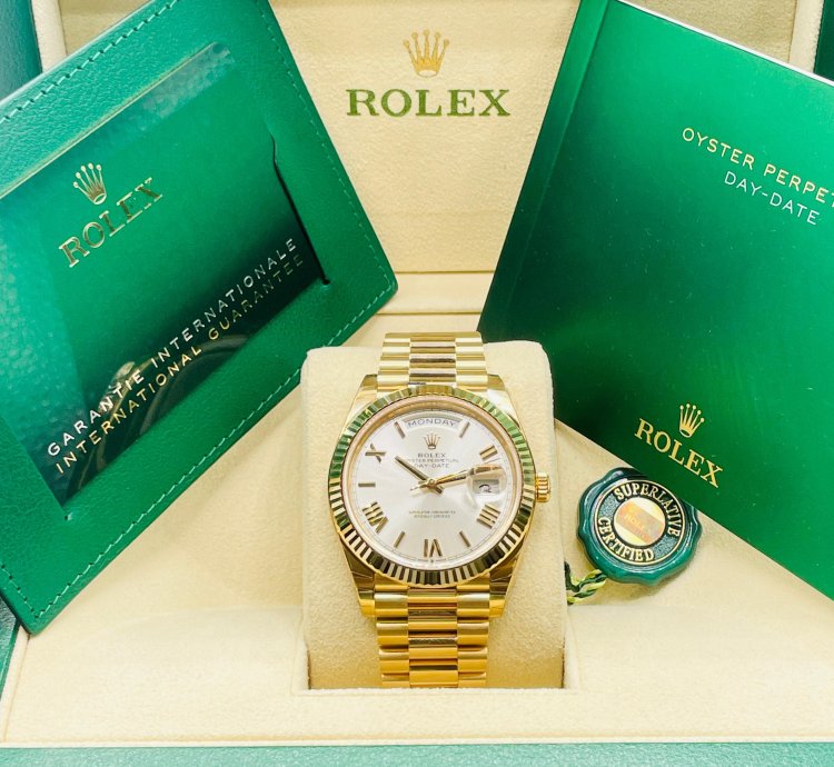Rolex Day-date 40 Yellowgold 18kt Silver Dial Box Papers 2021 New Fully Stickers With Qr Code
