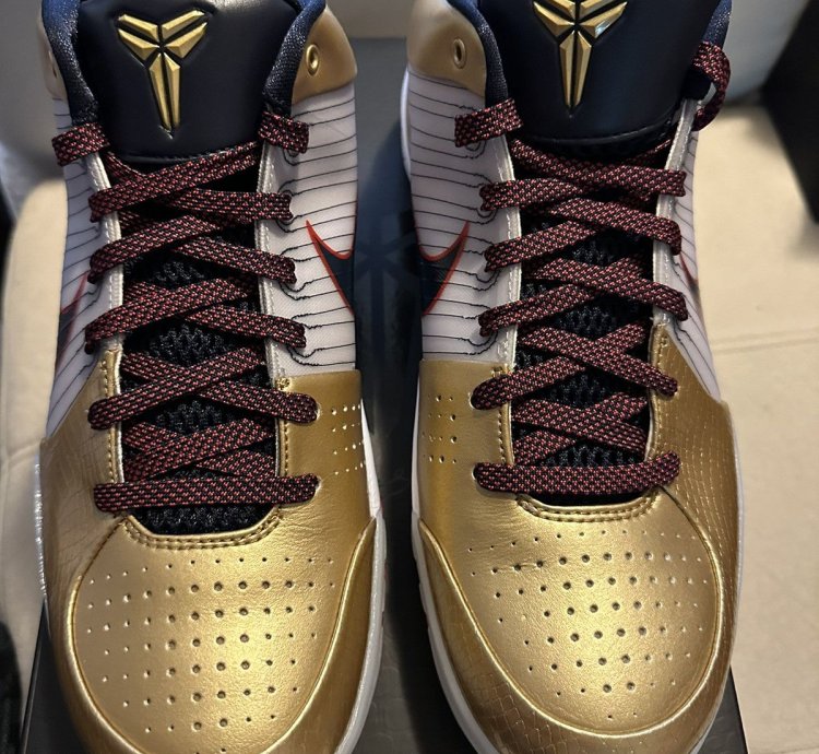 Kobe Iv Protro Gold Medal