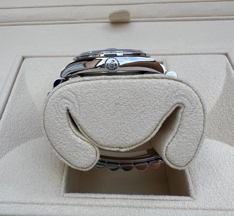 Rolex Day-date Diamond