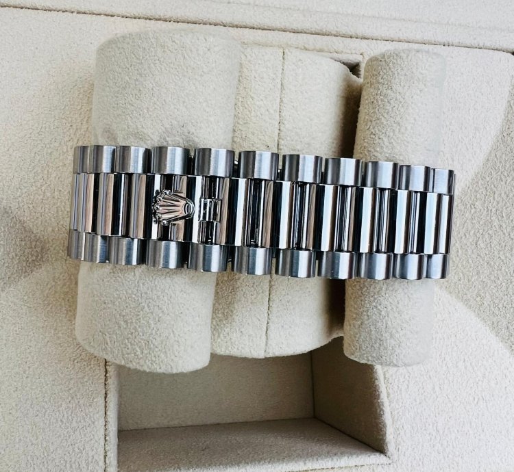 Rolex Day-date Diamond