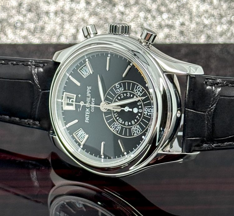 Patek Philippe Annual Calendar Chronograph 5960p-016