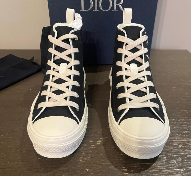 Cactus Jack B23 High Top Logo Sneakers In Black