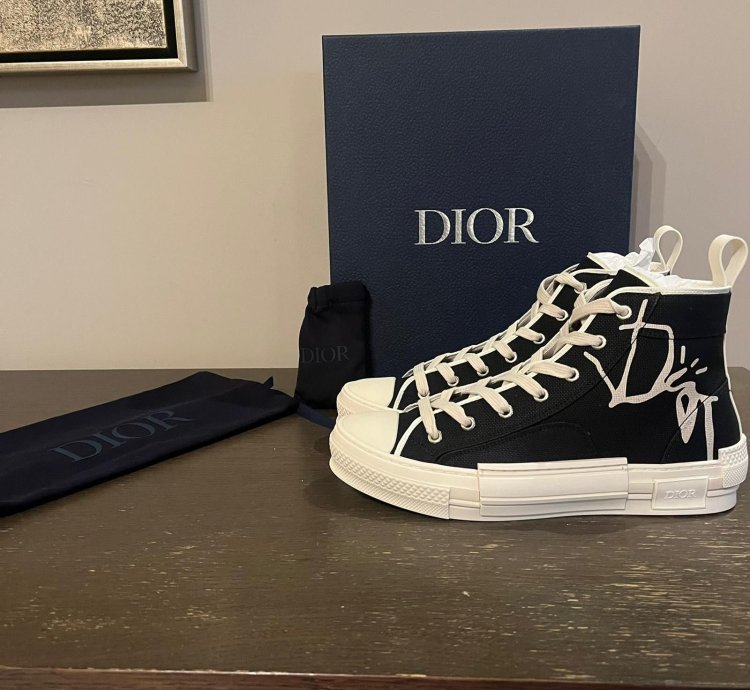 Cactus Jack B23 High Top Logo Sneakers In Black