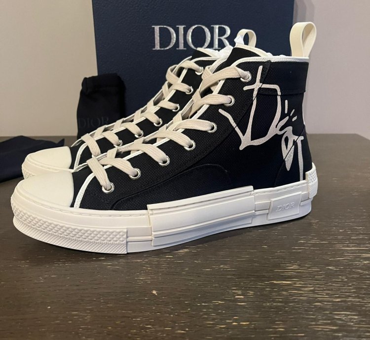 Cactus Jack B23 High Top Logo Sneakers In Black