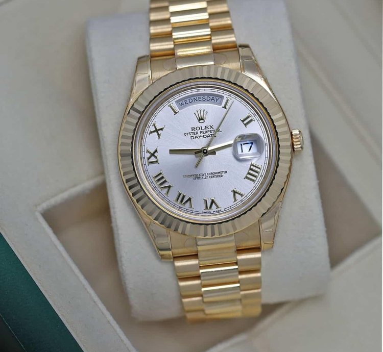 Rolex Day-date Ii 218238 Yellow Gold Watch Silver Roman Dial Absolutely Never Worn Factory Stickers