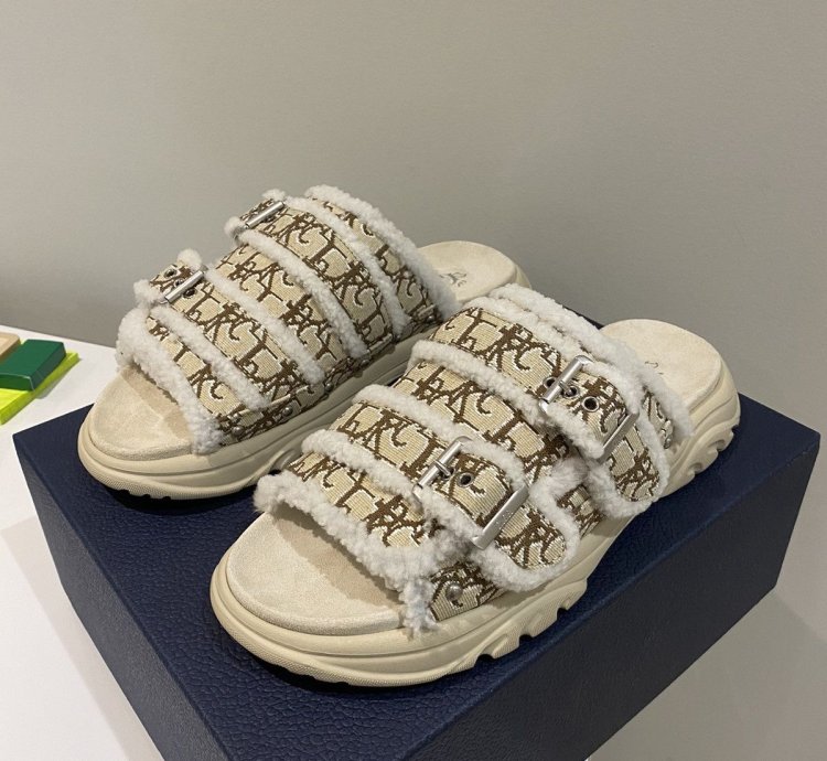 Cactus Jack Dior Sandals