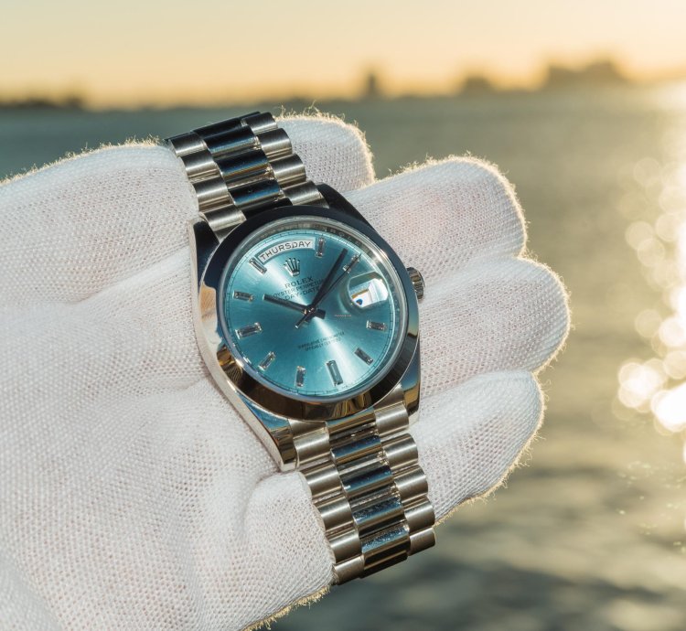 Rolex Day-date Ii 40mm - Ice Blue Dial - Smooth Bezel