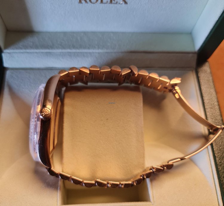 Rolex Day-date Ii 41 Mm Rose Gold Full Set Unworn