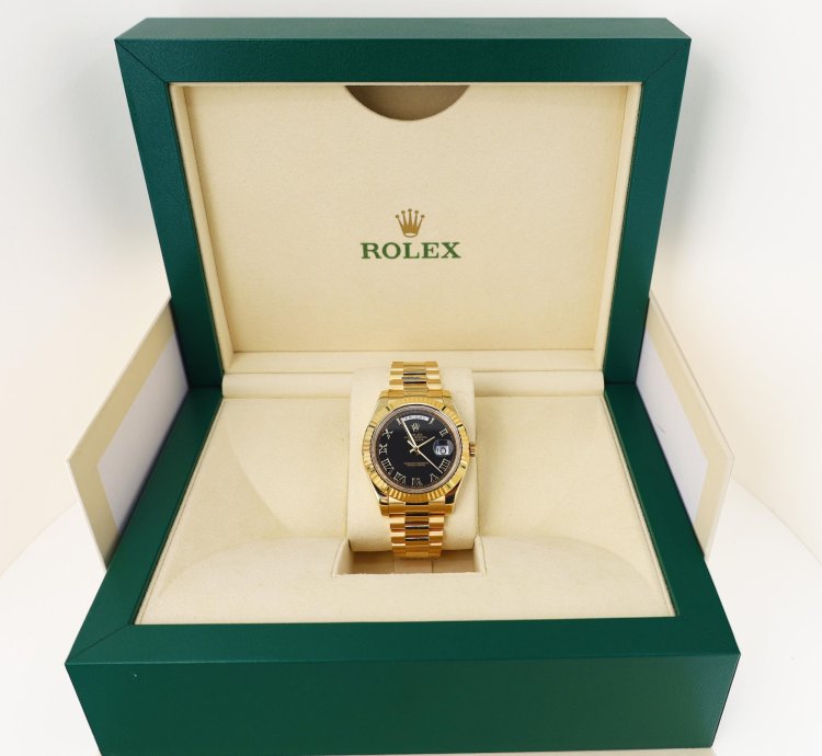 Rolex Day-date Ii 41mm Fluted Bezel Yellow Gold Black Roman Dial Presidential 218238