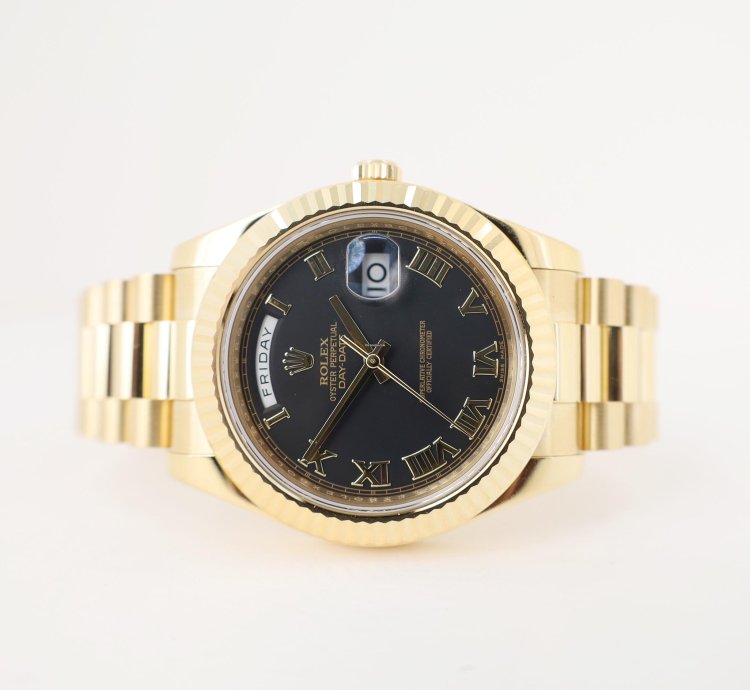 Rolex Day-date Ii 41mm Fluted Bezel Yellow Gold Black Roman Dial Presidential 218238