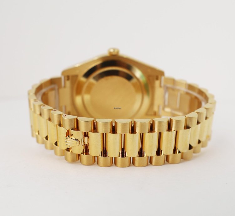Rolex Day-date Ii 41mm Fluted Bezel Yellow Gold Black Roman Dial Presidential 218238