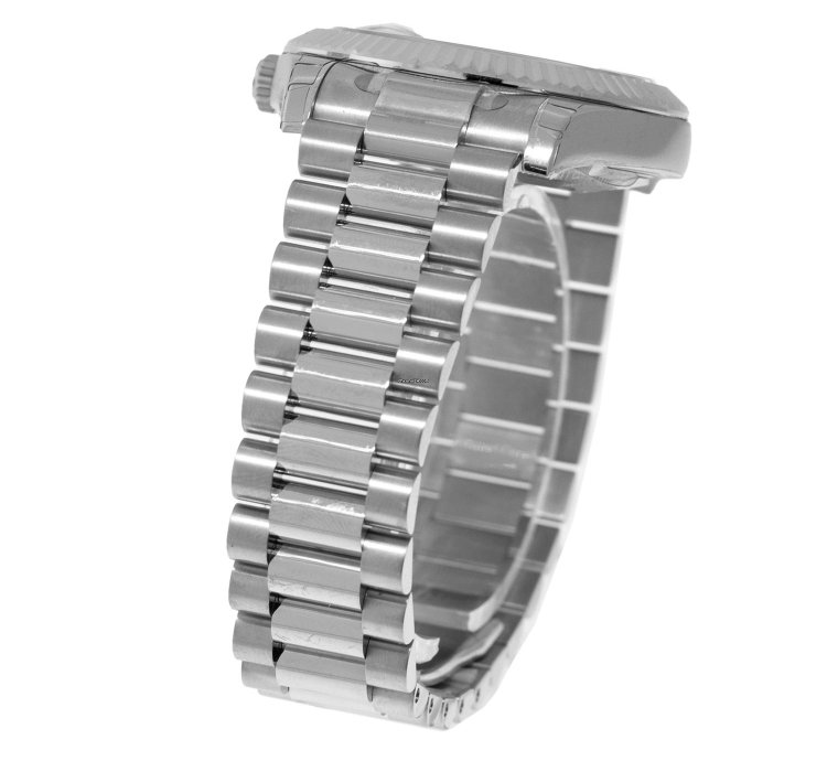 Rolex Day-date Ii 41mm New Old Stock White Gold Silver Diamond Dial Fluted Bezel 218239