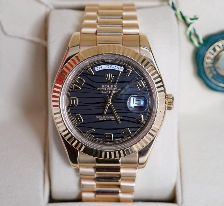 Rolex Day-date Ii Black Wave Dial