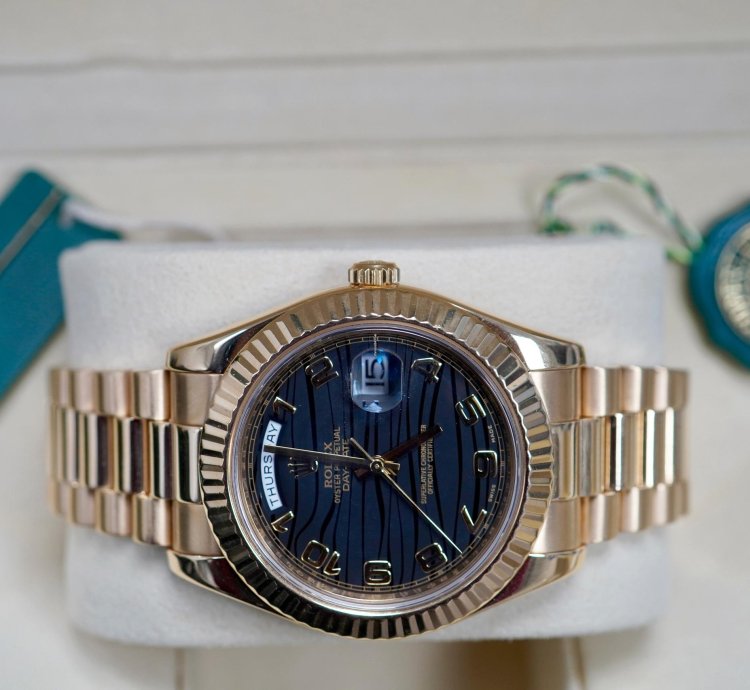 Rolex Day-date Ii Black Wave Dial