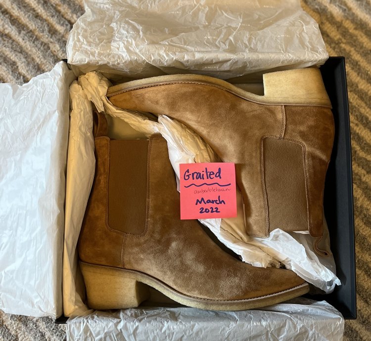 Chelsea Crepe Sole Boot